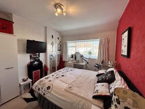 Photo 16- click for photo gallery